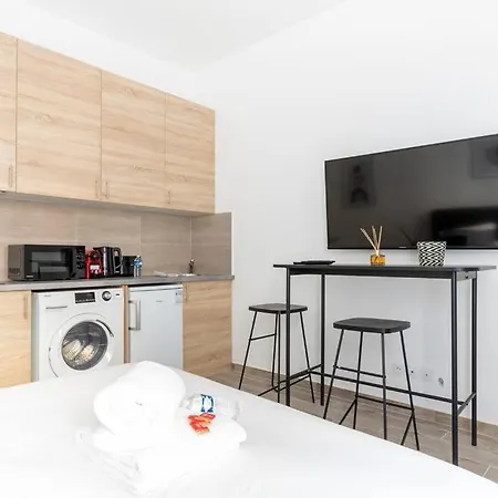 Ballu Place De Clichy Cosy Parigi